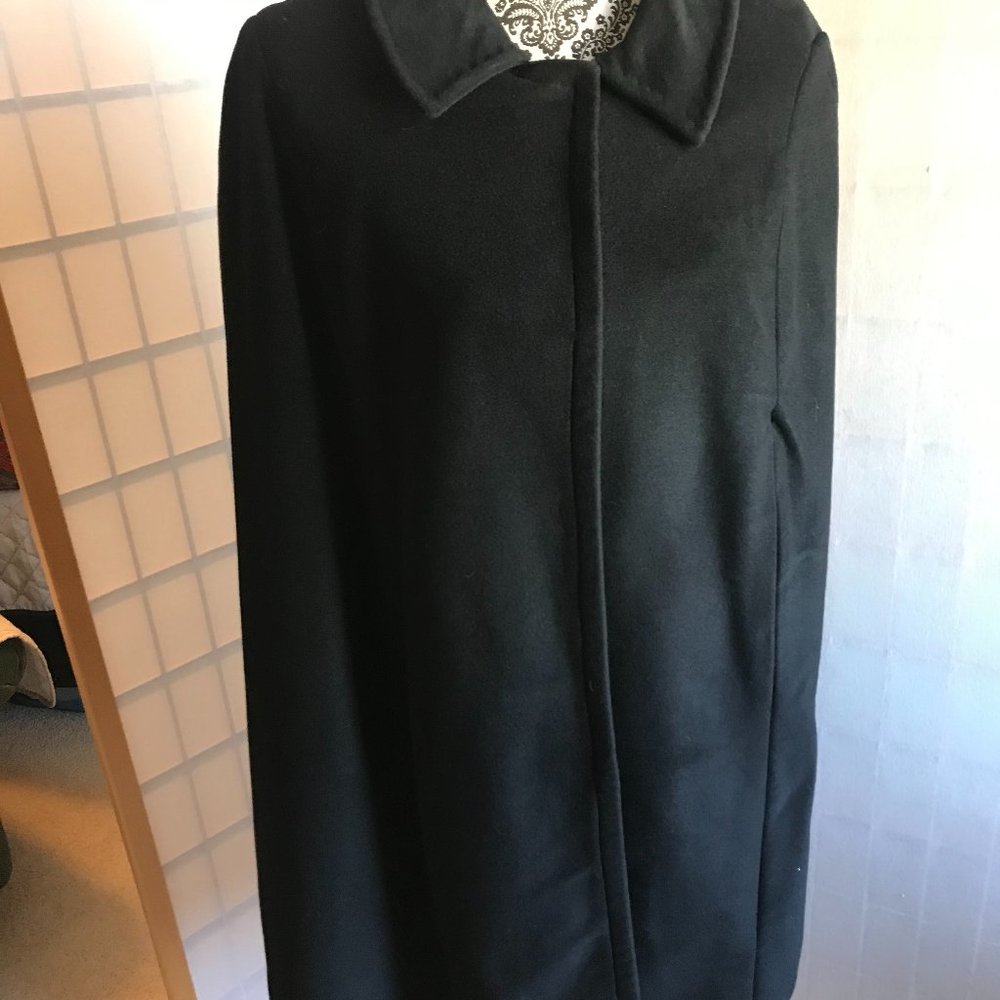 Black fleece cape;
